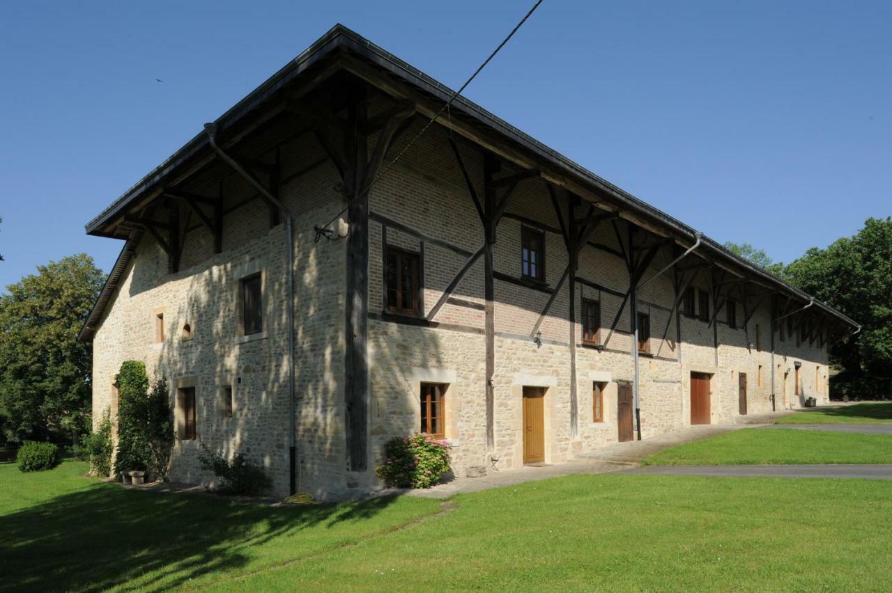 La Correrie Hotel Les Grandes-Armoises Exterior foto